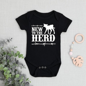 New to the Herd Baby Bodysuit, Country Baby Clothing, Baby Announcement Gift, Cow Baby Shower Gift, Baby Outfit, Cute baby Clothing