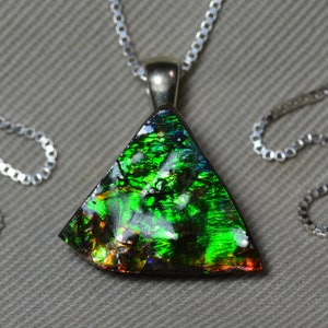 Collar de ammolita verde cruda, colgante de plata esterlina, auténtica, natural, de Alberta, Canadá, joyería de ammolita canadiense, n.° F238