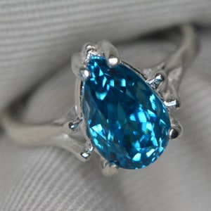 SURFACE INCLUSION: Certified 5.70 Carat Vivid Blue Zircon Ring Sterling Silver Real Genuine Natural December Birthstone Jewelry BZ22