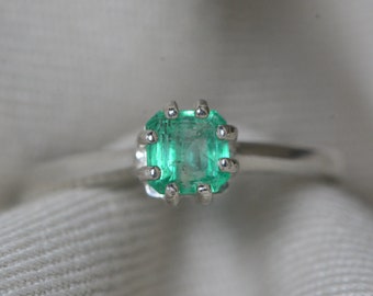 Certified Emerald Ring 0.63 Carat Colombian Emerald Sterling Silver Solitaire Real Natural Genuine Green May Birthstone Jewelry ER161