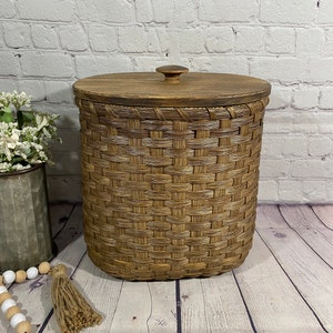 Waste  Basket with Lid / Magazine Basket / Storage Basket / Organizer Basket / Handwoven Basket