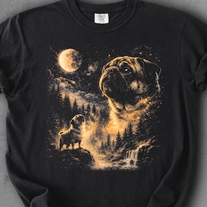 Comfort Colors® Pug Howling to The Moon Shirt, Vintage Moon Animals Tee, 90s Retro Animal Graphic Tee, Dog Pug Mom Gift