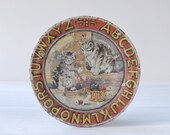 Antique tin litho ABC Kittens plate, Ohio Art Co., 1920s, distressed, primitive, 4-1 4 quot alphabet, children 39 s toy tea set, cats, knitting