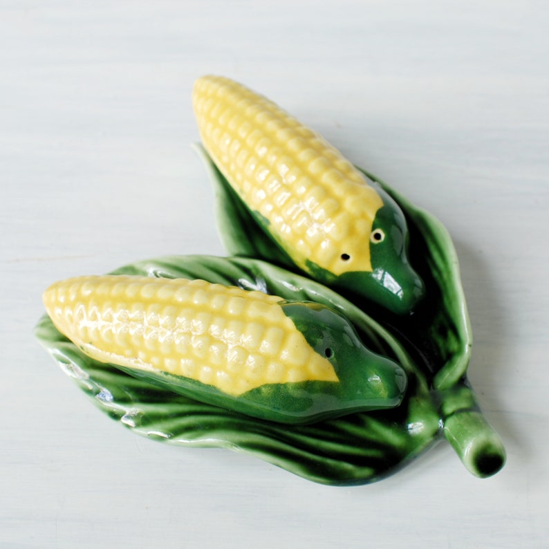 Vintage Corn on the Cob Salt and Pepper Shakers, Elbee Art Pottery of