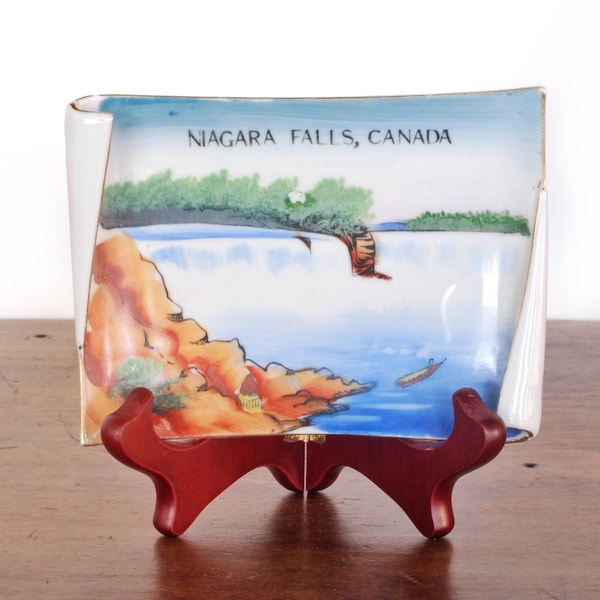 Vintage Niagara Falls souvenir hand painted china pin tray, ceramic dish, decorative plate, wall hanging, vide poche, honeymoon vacation
