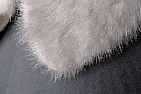 Vintage silver mink real fur collar, gray mink fu… - image 3