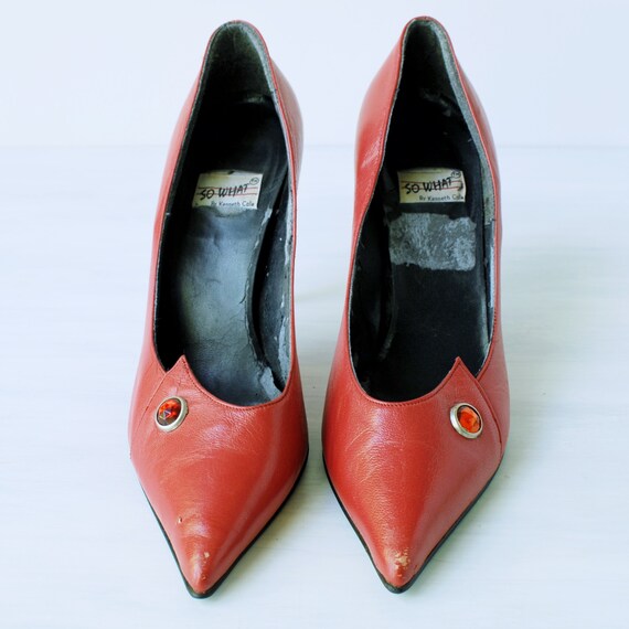 Vintage Kenneth Cole red stiletto high heel pumps… - image 3