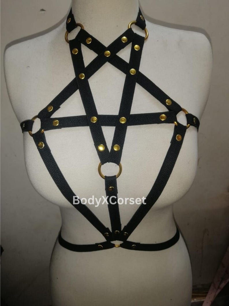 Body Elastico A Pentagramma Con Cintura E Reggiseno Scollato – Lingerie Gothic Taglia Unica