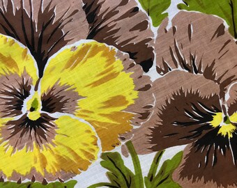 Vintage Printed Hanky Yellow Pansies Pansies Print Vintage Handkerchief Botanical Handkerchief Deep Scalloped Edge