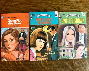 Trio of Harlequin Romance paperbacks, early-mid 1970s, summer pool reading pulp