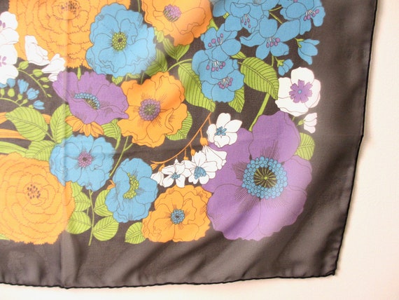 1970s NOS mod Glentex chiffon floral scarf, polye… - image 2