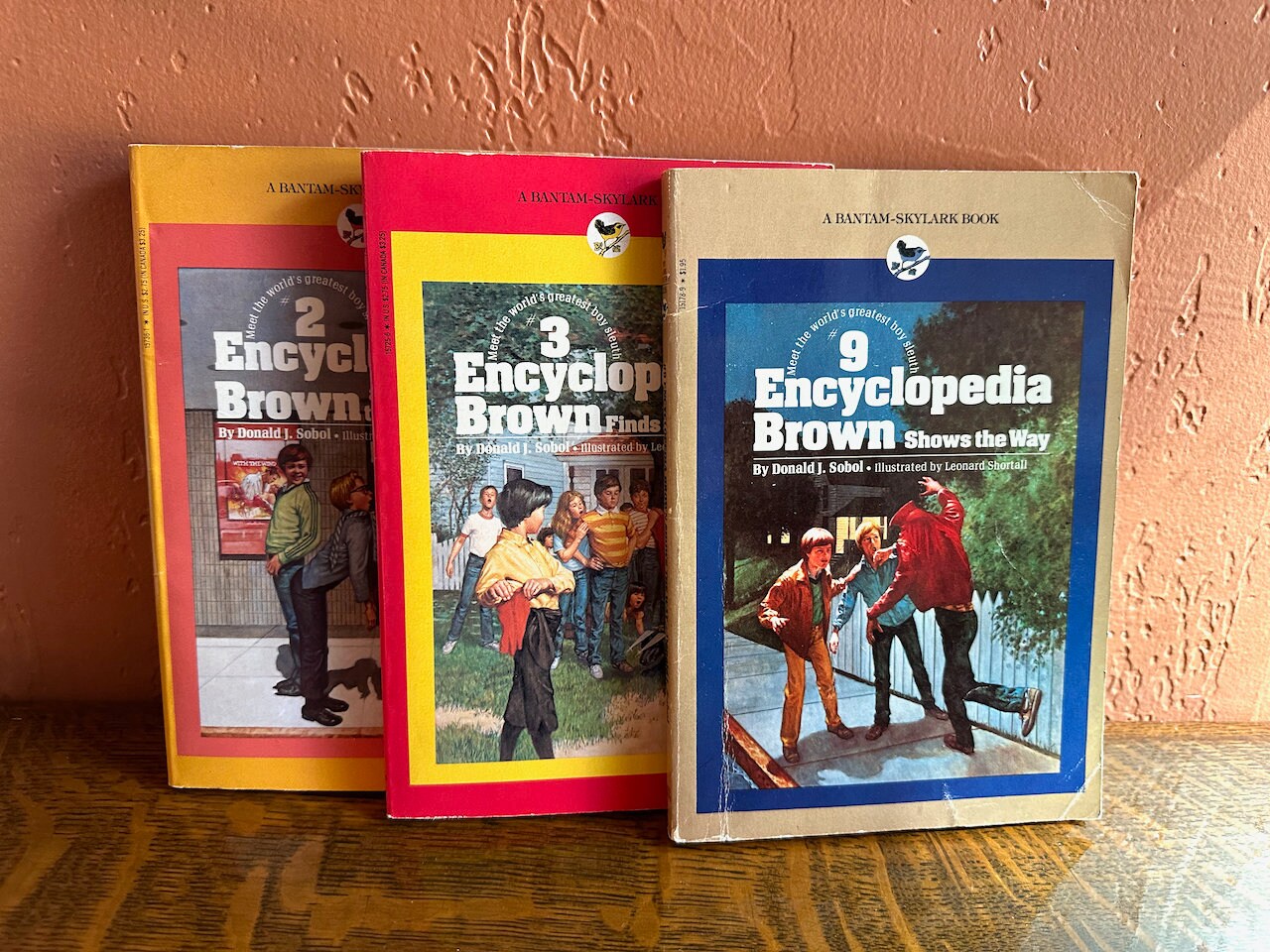 Lot of 3 Encyclopedia Brown Paperbacks, 1982 Bantam-skylark