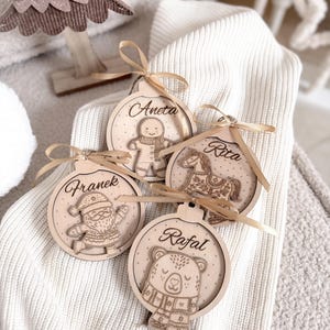 Personalised Christmas Baubles, Christmas Tree Bauble, Christmas Gifts, Wooden Xmas Ornaments,Custom Name Christmas Tree Decorations,Holiday