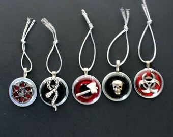 Post apocalyptic ornaments, set of 5, miniature tree, Halloween tree, zombie apocalypse, skull ornament, Halloween decoration