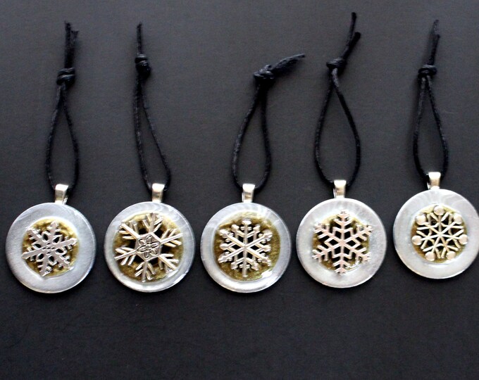 snowflake ornament, set of 5, golden black, miniature tree, tabletop tree, tree ornament, Christmas ornament