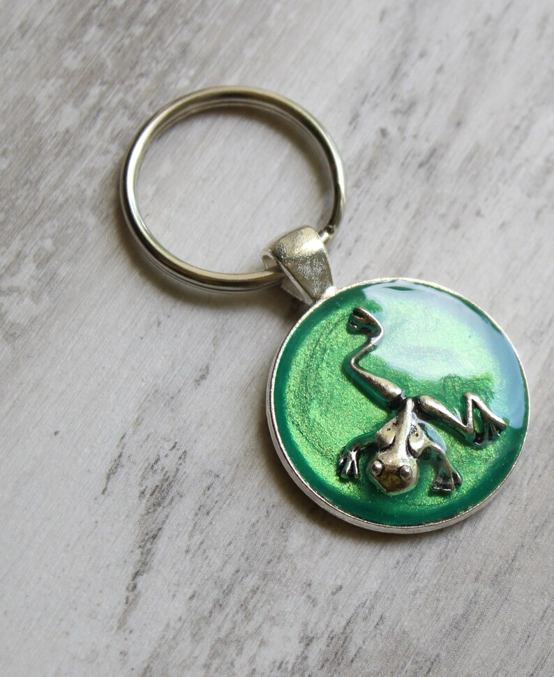 Frog keyring emerald green keychain Etsy