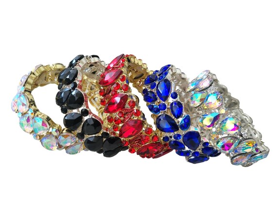 Adjustable Rhinestone Crystal Stretch Bracelet: G… - image 1