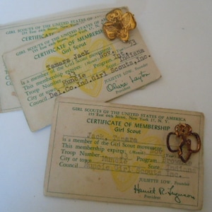 Girl Scout Membership Cards and Pins Brownie Pin Girl Scout Pin Scout Memorabilia 1953