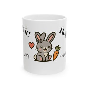 Niedliche &#39;Lucy&#39; Häschen-Keramik-Tasse &#39;Hop to it!&#39; - Kaninchen Geschenk für Tierliebhaber, perfekt für Geburtstage, Feiertage, Bürokaffee.