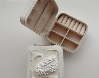Handmade Swan Jewelry Box, Travel Jewelry Case, White Jewelry Organizer, Gift for Her, Ring Necklace Storage Box, Cute Vanity Decor