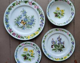 Vintage Royal Worcester Worcester Herbs Dishes