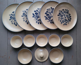 Pfaltzgraff Scratch and Debt Dishes