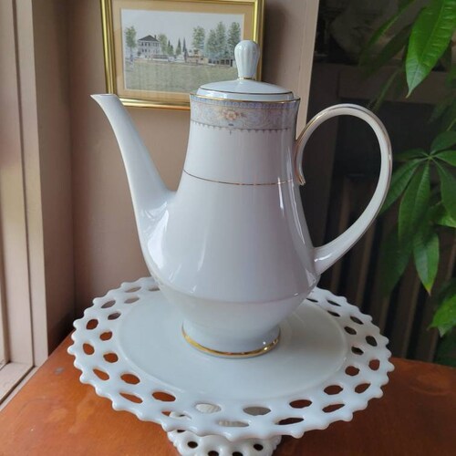 Vintage Noritake Kensington shops Palace Coffee Pot
