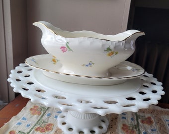 Vintage Pope Gosser Pinafore Gravy Boat