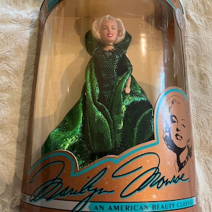 marilyn monroe doll green dress Marilyn Monroe Collector's Series Emerald Evening Gown Doll