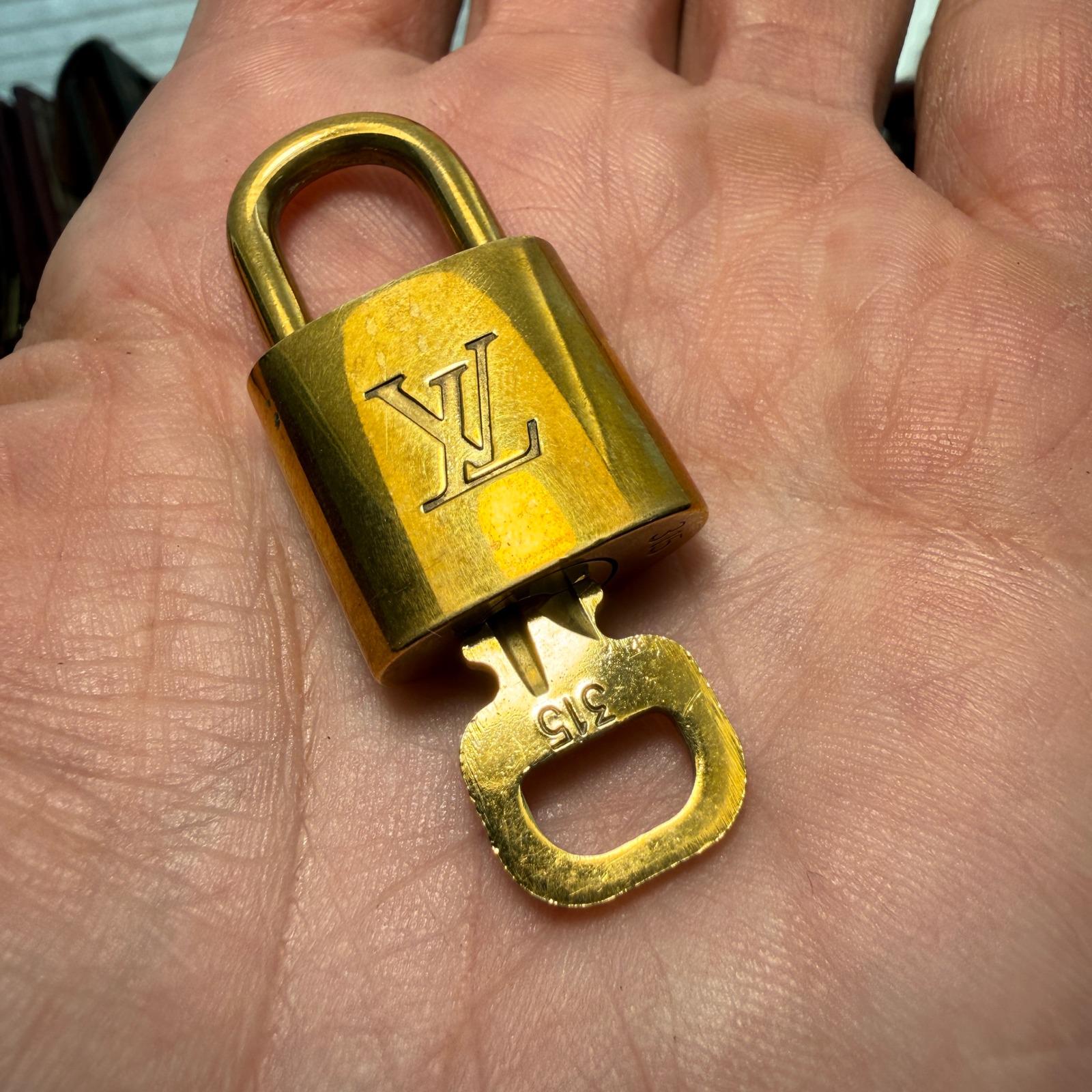 Louis Vuitton Lock 315 - Etsy