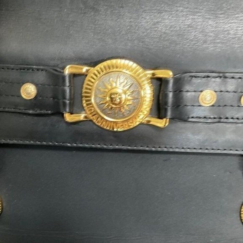 Near MINT VTG Gianni Versace Sunburst-schoudertas | zeldzaam verzamelstuk uit de jaren 90 afbeelding 4