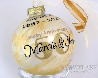 HAPPY 50 Years of MARRIAGE! PERSONALIZED Glass Christmas Ornament Keepsake Gift