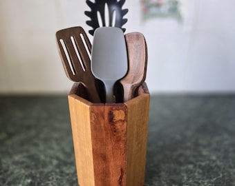 Timber utensil holder