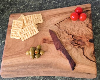 Camphor laurel cheese board with unique quilted grain pattern