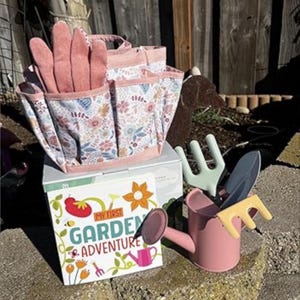 Kids Gardening Tool Set with Tote Bag – Educational Outdoor Play Kit with Watering Can, Gloves, Spade, Rake, Fork & Trowel – STEM Activity