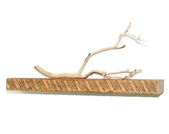 Reclaimed wood floating shelf - 24"