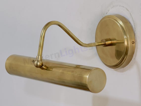 Vintage Picture Light | Antique Brass Wall Lamp | Classic Art Light for Paintings, Gallery, or Bedroom Wall Decor