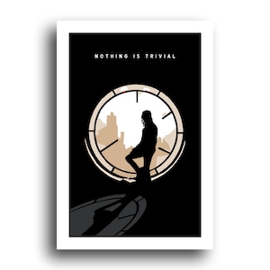 Könnte beinhalten: Ein minimalistisches Schwarzweiß-Poster mit dem Text "NOTHING IS TRIVIAL" oben. Eine Silhouette einer Person steht in einem runden Fenster mit einer Stadt im Hintergrund.