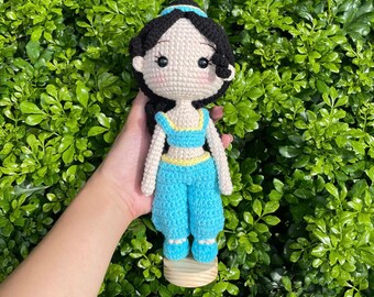 あみぐるみひな人形「ディズニー」アラジン風 ジャスミン・アラジンのあみぐるみ人形です。ジャズミンの