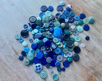 Two Hundred blue VINTAGE buttons. Fabulous collection. My Vintage home.