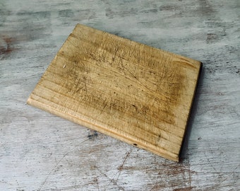 VINTAGE Solid Timber 1970's rustic bread board / cheese board / cutting board. My Vintage Home.