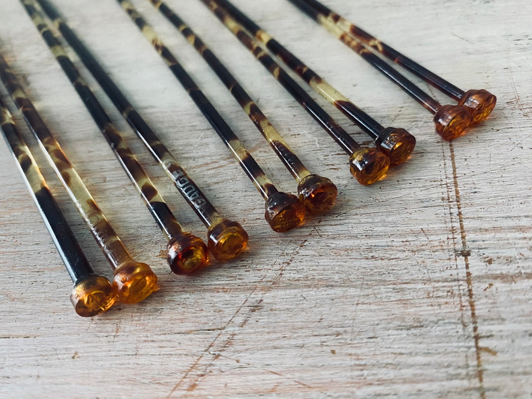 Five Pairs of VINTAGE Paton's Tortoise Shell Knitting Needles. Size 8's