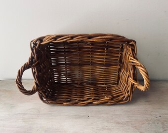 Vintage high quality wicker bakers basket / tray.  My French Home / My Vintage Home