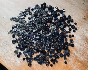 Five Hundred assorted black buttons. My Vintage home.