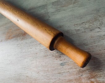 Extra Long High quality VINTAGE Kauri Pine wooden rolling pin. Rustic / Vintage kitchen