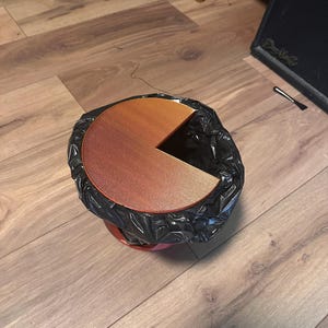 small office or bedroom garbage can with lid