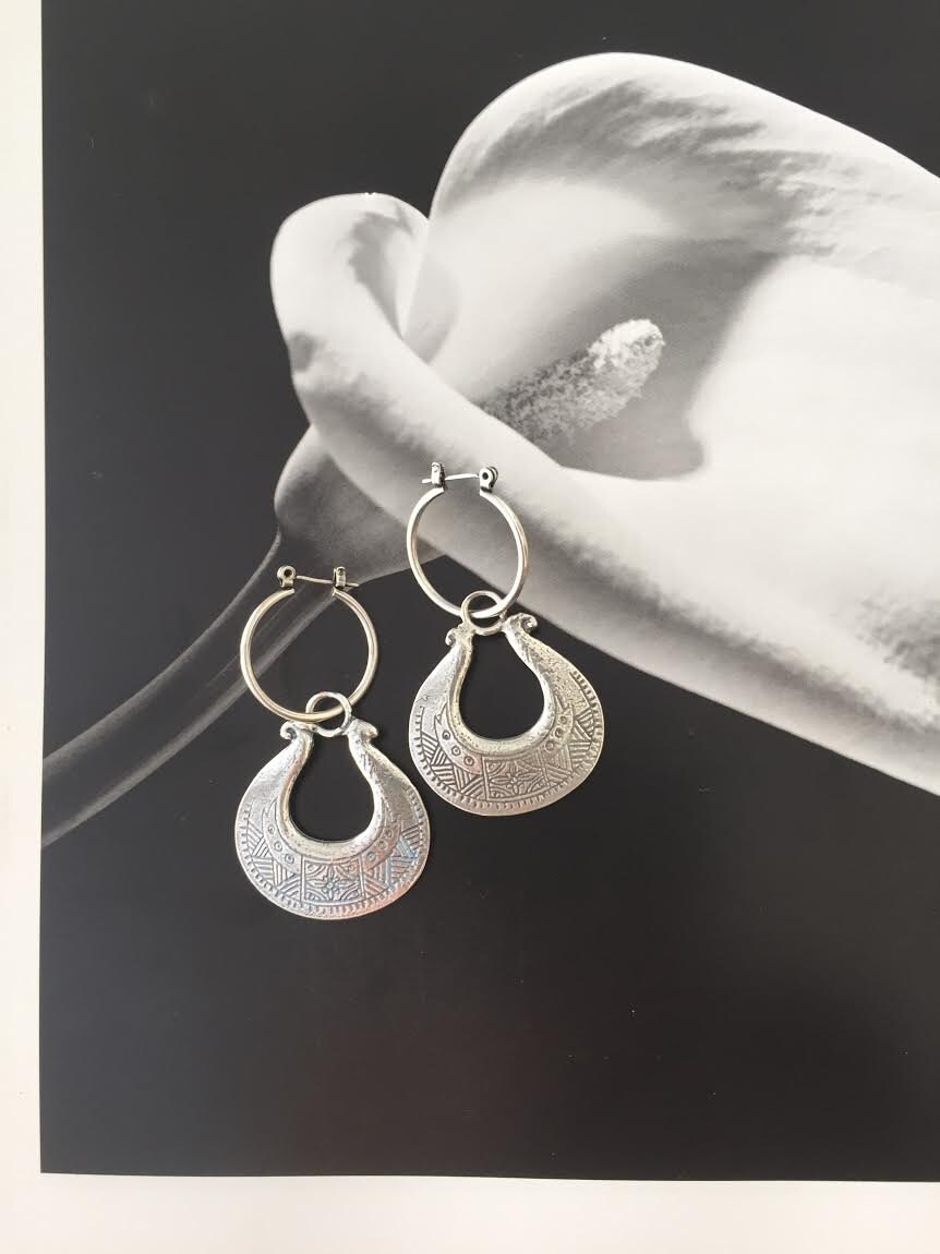 Orecchini a cerchio in ottone Boho etnici - Gioielli tribali zingari in argento all'ingrosso - 5611 - Italia