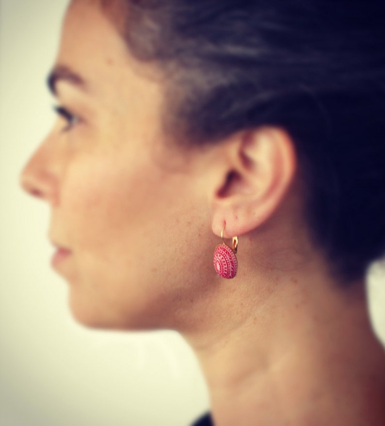 Mosaic Tribal Patterned 18x13 Cabochon Scandinavian style Vintage Red Earrings Gold Leverback Earrings