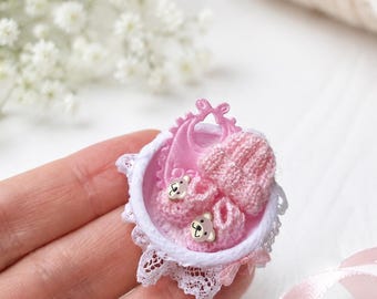 Dolls House  Miniature Baby Booties, Hat and Knickers Doll Clothes
