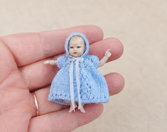 Dollhouse Miniature Baby Dress Set – Hand Knitted Outfit for 1:12 Scale Baby Doll